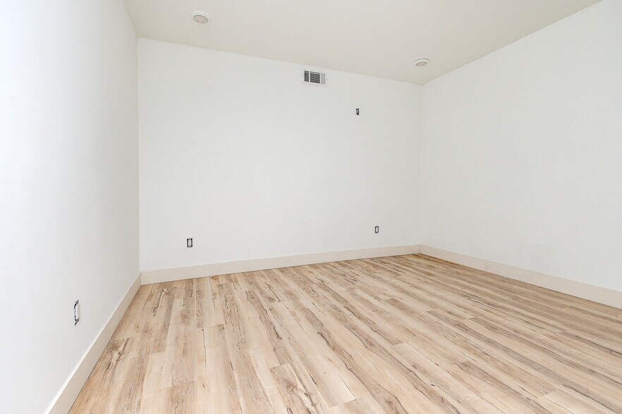 More Photos Of 809 Diamond St, Philadelphia Apartments For Sale