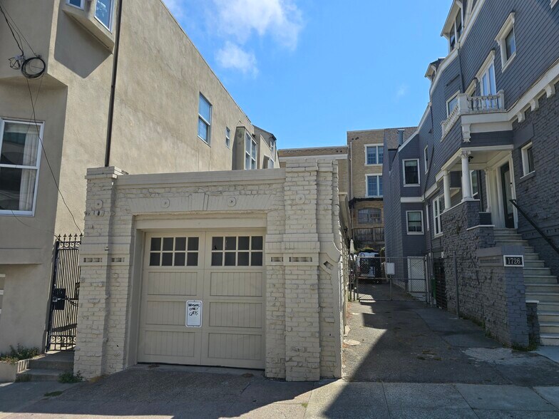 More Photos Of 1728 Larkin St, San Francisco Land For Sale