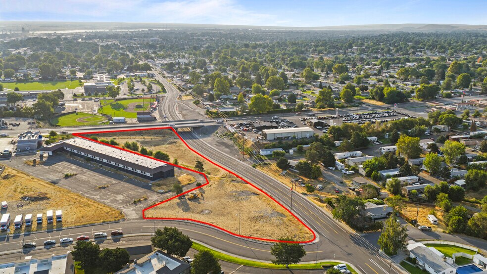 More Photos Of 2810 & 2900 4th Ave, Kennewick Land For Sale