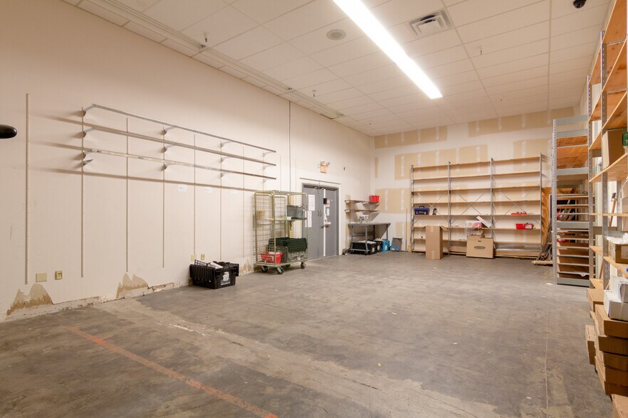 More Photos Of 2800 Hwy 71, Marianna Storefront For Lease