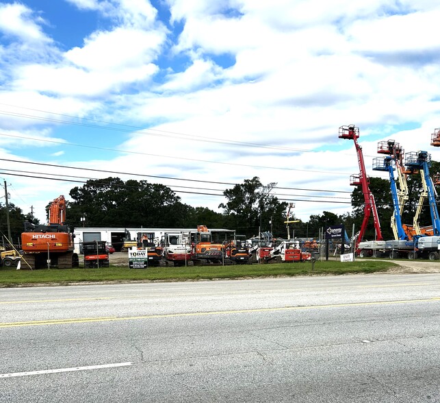 Primary Photo Of 2206 US Highway 80 W, Garden City Service For Sale