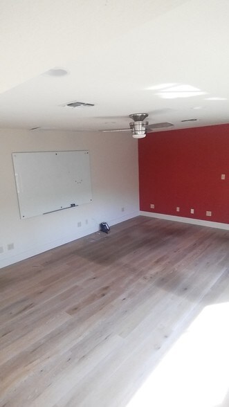 More Photos Of 390 W Standley St, Ukiah Office For Lease
