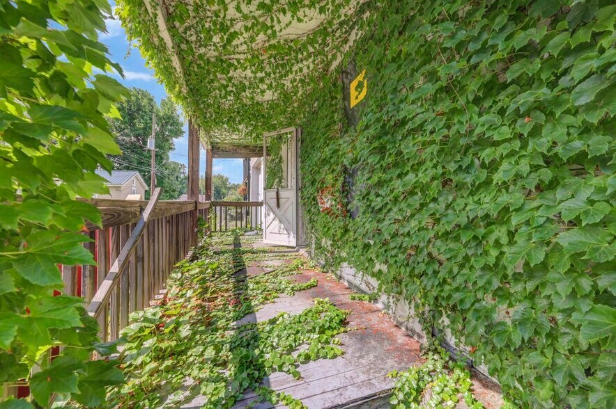 More Photos Of 317 S 10th Ave, Scranton Warehouse For Sale