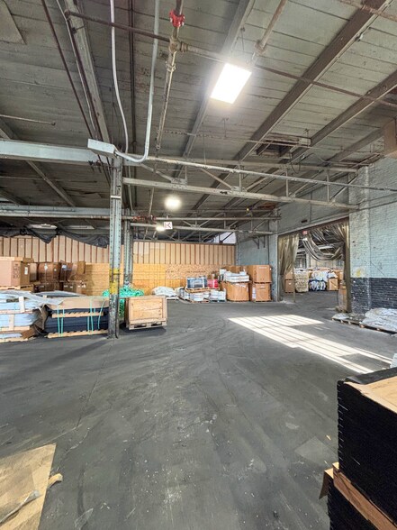 More Photos Of 6225 State Rd, Philadelphia Warehouse For Lease