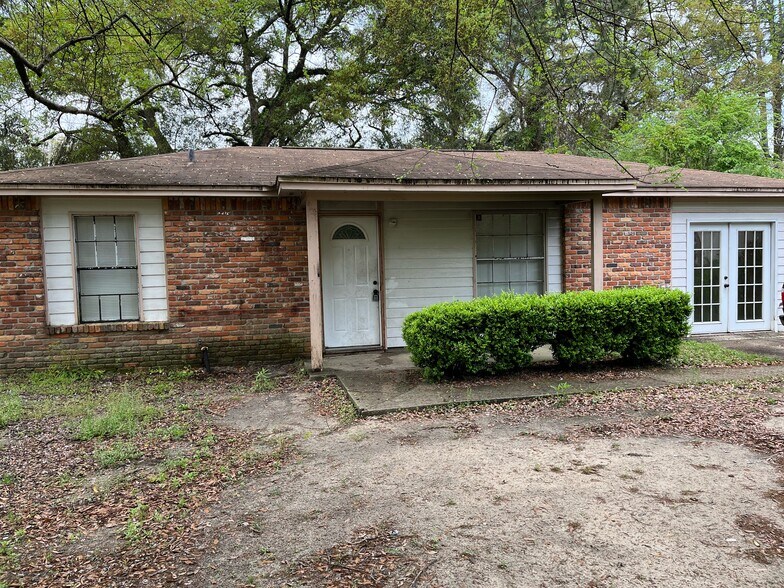 More Photos Of , Tallahassee Multifamily For Sale