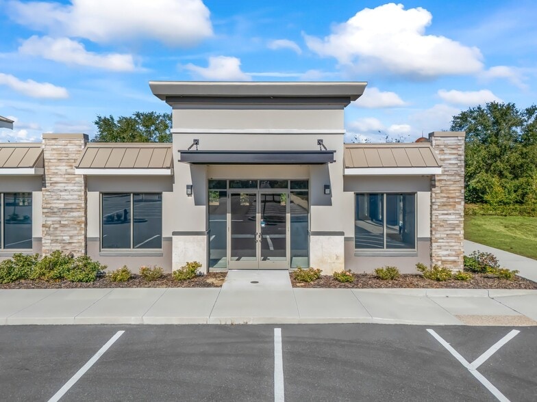 More Photos Of 7347 Powell Rd, Wildwood Medical For Lease