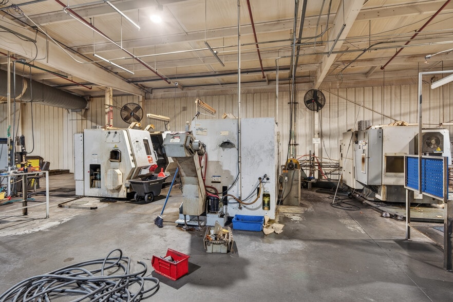 More Photos Of 310 Pennington Dr, Paris Manufacturing For Sale