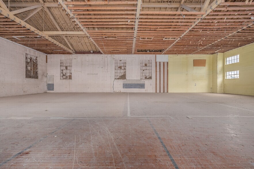 More Photos Of 2155 Paddock Ave, Weiser Office For Sale