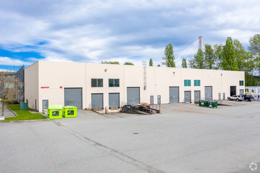 More Photos Of 7 Burbidge St, Coquitlam Warehouse For Lease