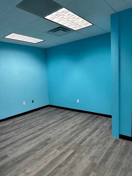 More Photos Of 4245 Johns Creek Pky, Suwanee Medical For Lease