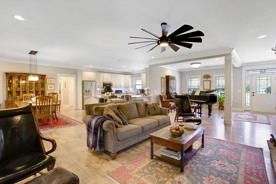 More Photos Of , Young Harris Specialty For Sale
