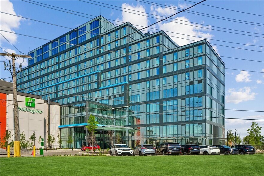 More Photos Of 600 Dixon Rd, Toronto Hotel For Sale