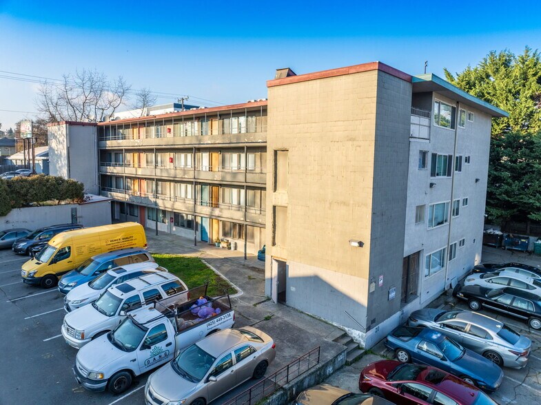 More Photos Of 8340 Rainier Ave S, Seattle Multifamily For Sale