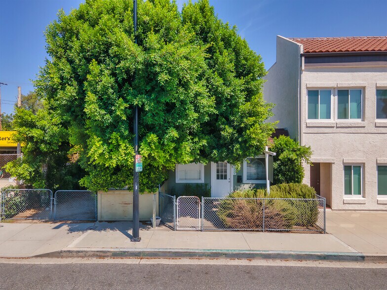 More Photos Of 1817 W Burbank Blvd, Burbank Daycare Center For Sale