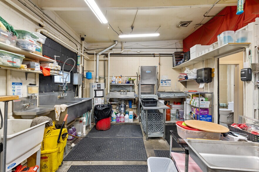 More Photos Of 24 Main st, Three Forks General Retail For Sale