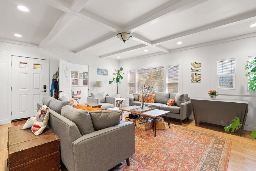 More Photos Of 420 Capitola Road Ext, Santa Cruz Apartments For Sale