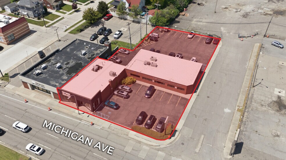 More Photos Of 23498-23520 Michigan Ave, Dearborn Office For Sale
