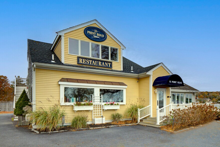 Primary Photo Of 15 Point Rd, Portsmouth Restaurant For Sale