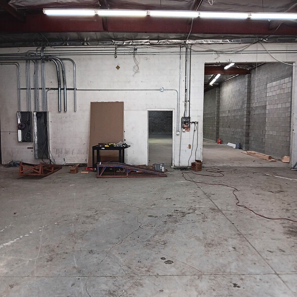 More Photos Of 1120 E 14th Pl, Los Angeles Refrigeration Cold Storage For Sale