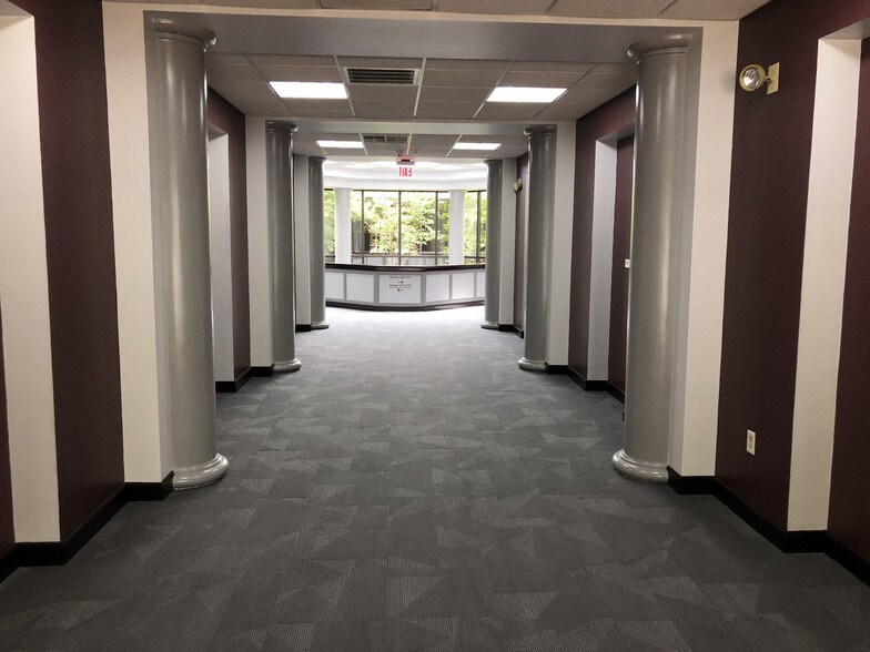 More Photos Of 415 McFarlan Rd, Kennett Square Office For Lease