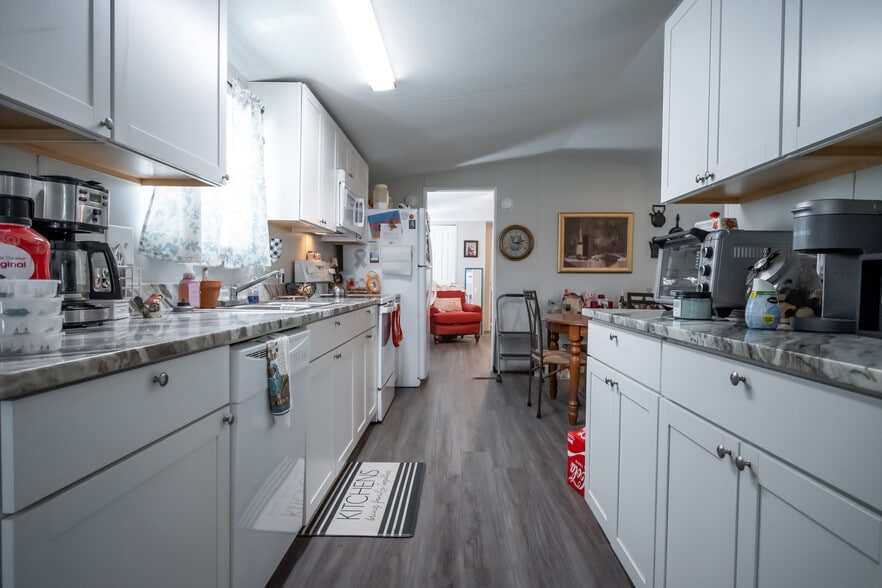 More Photos Of 3655 Neese Commerce Rd, Hull Multifamily For Sale