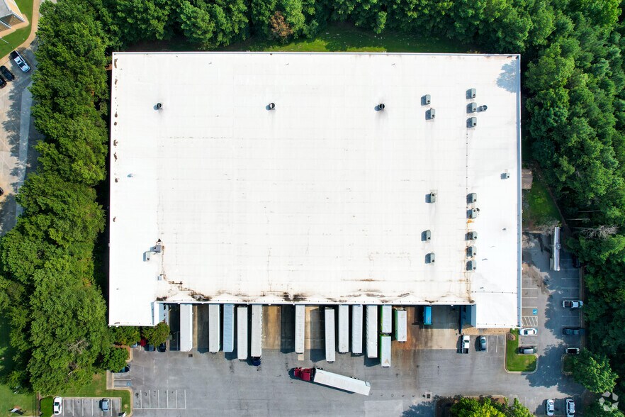 More Photos Of 3655 Atlanta Industrial Dr NW, Atlanta Warehouse For Lease