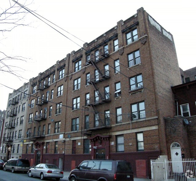Primary Photo Of 2070-2074 Arthur Ave, Bronx Multifamily For Sale