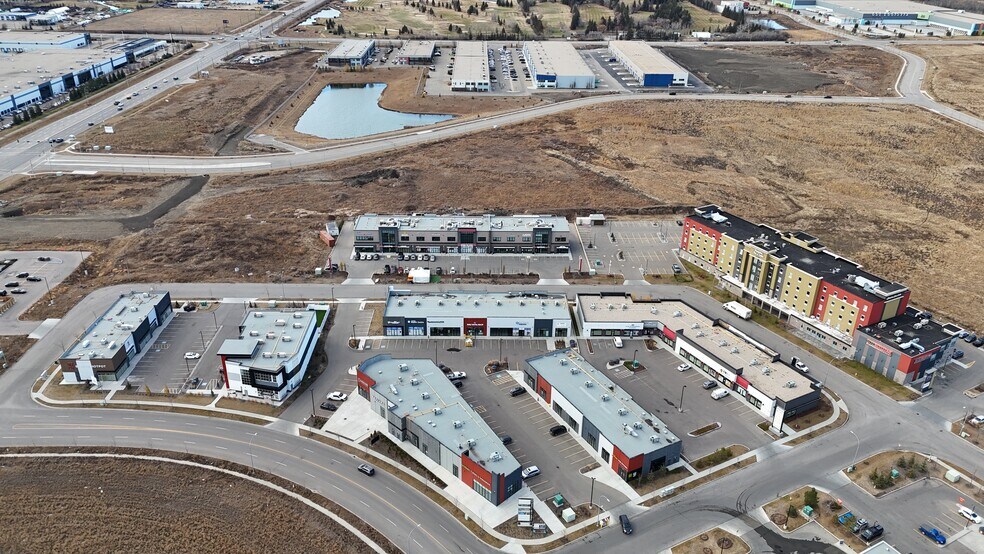 More Photos Of 220 Mistatim Rd NW, Edmonton General Retail For Sale