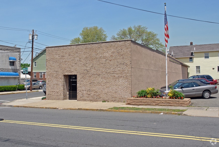 Primary Photo Of 521 Valley Brook Ave, Lyndhurst Office For Sale
