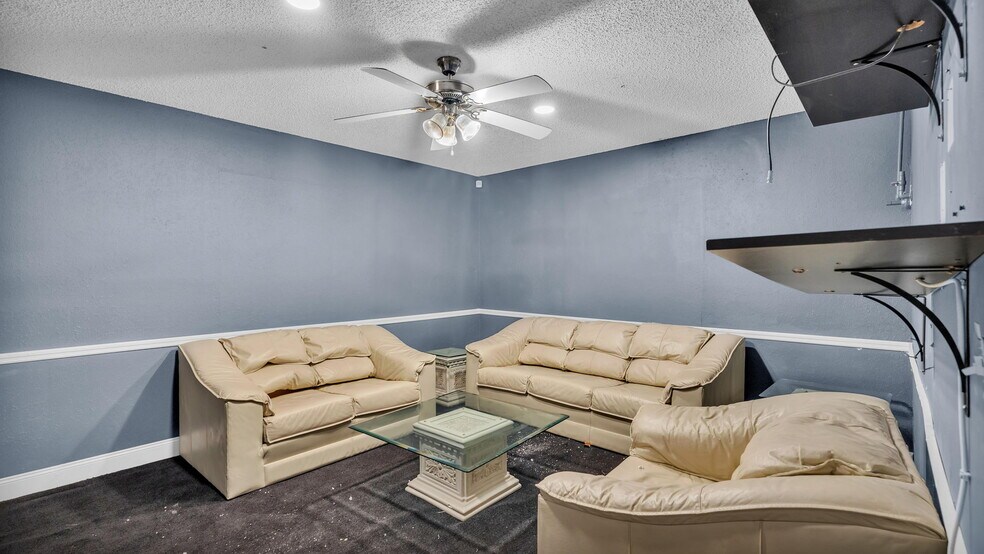 More Photos Of 4314 N Suncoast Blvd, Crystal River Office For Sale