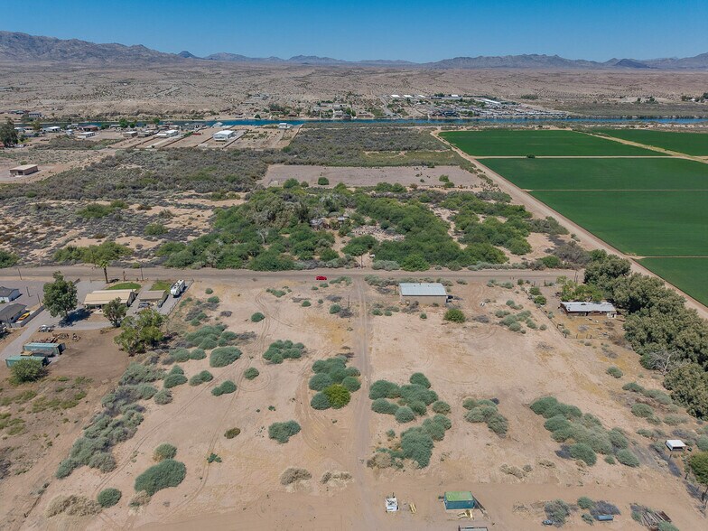 More Photos Of 9512 S Evans Ln, Mohave Valley Warehouse For Sale
