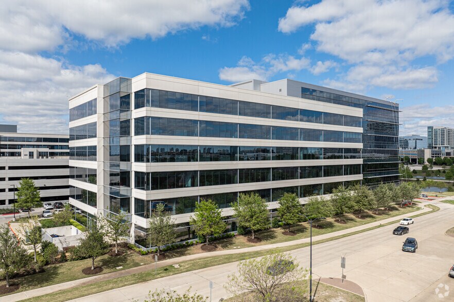 More Photos Of 6160 Warren Pky, Frisco Coworking Space