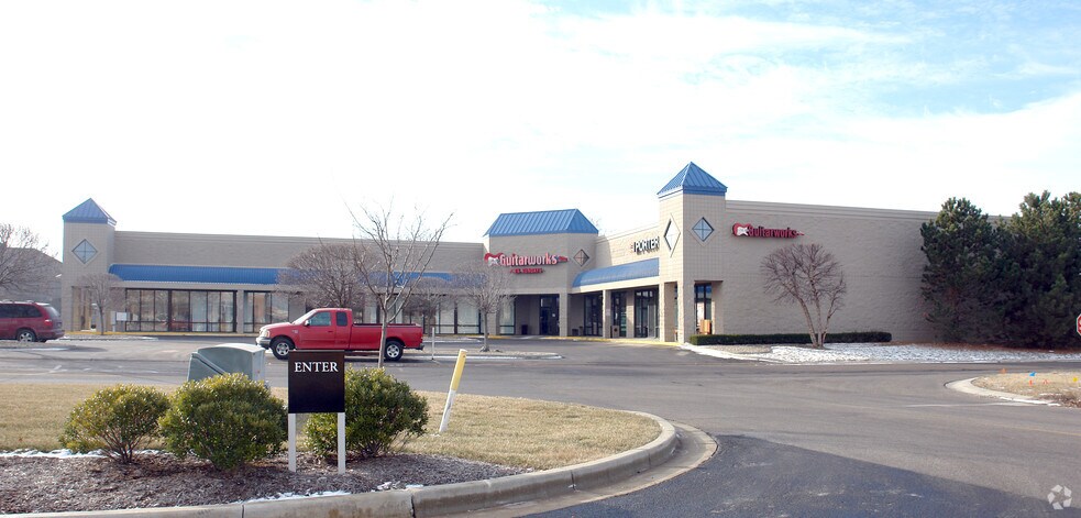 More Photos Of 996 S State Road 135, Greenwood Storefront Retail Office For Sale