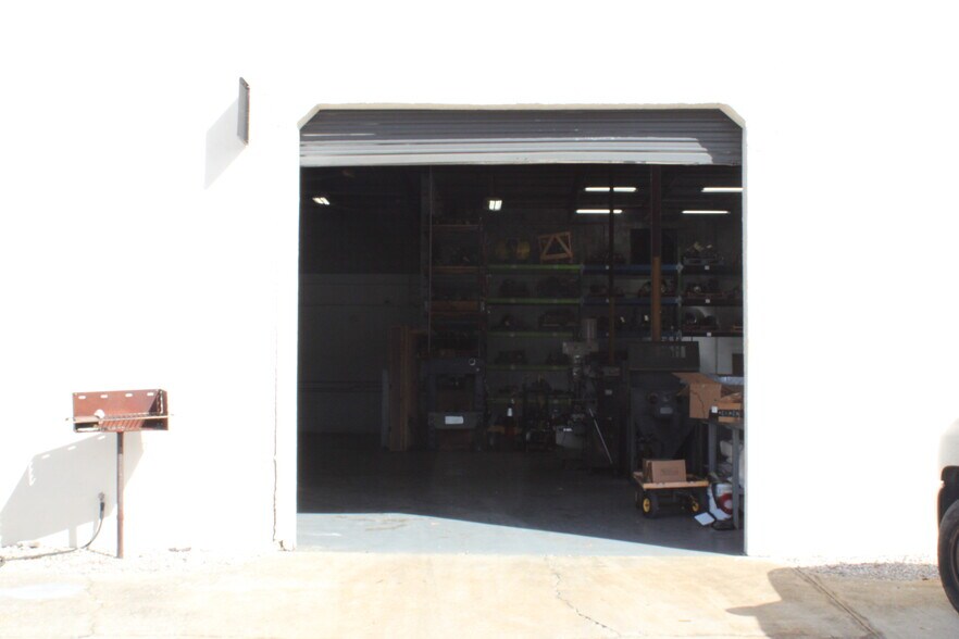 More Photos Of 6330 N 118th Ave, Largo Manufacturing For Lease