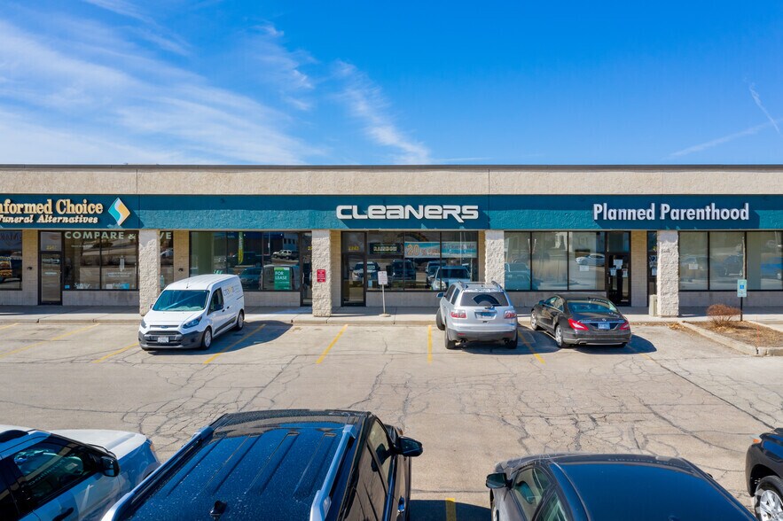 More Photos Of 2225-2267 S 108th St, West Allis Unknown For Lease