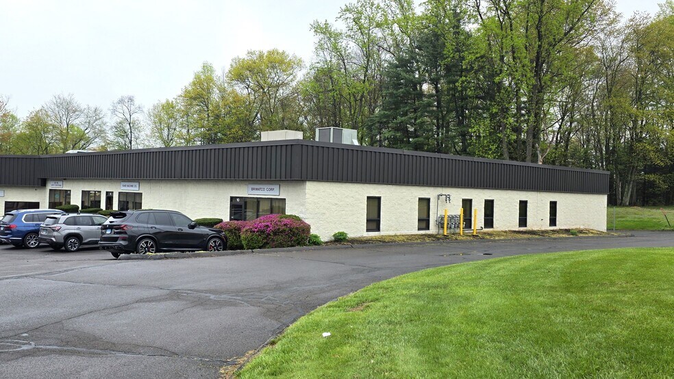 More Photos Of 1486 Highland Ave, Cheshire Warehouse For Lease