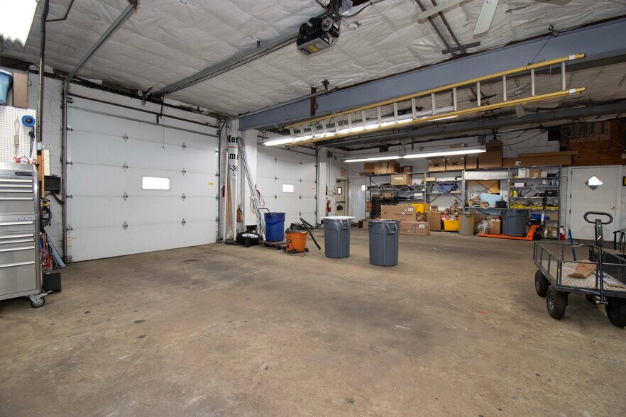 More Photos Of 940 Eddystone Ave, Eddystone Warehouse For Sale