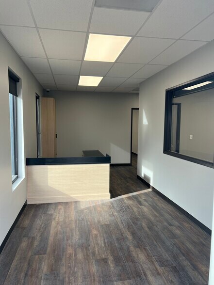 More Photos Of 2100 E 112th Ave, Northglenn Warehouse For Lease