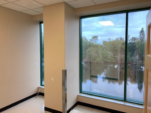 More Photos Of 9240 Bonita Beach Rd, Bonita Springs Medical For Lease