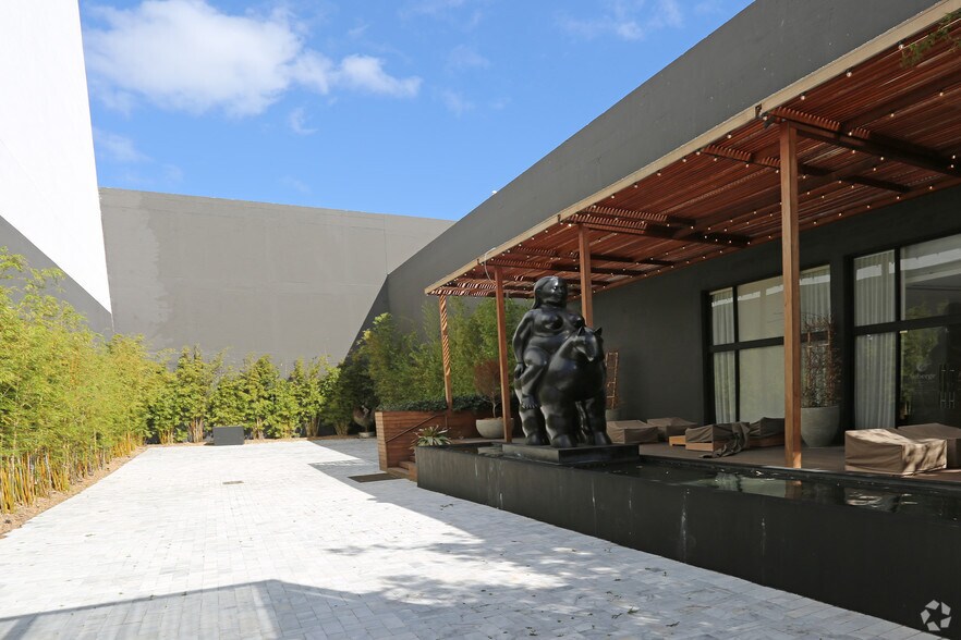 More Photos Of 1444 Biscayne Blvd, Miami Office For Lease