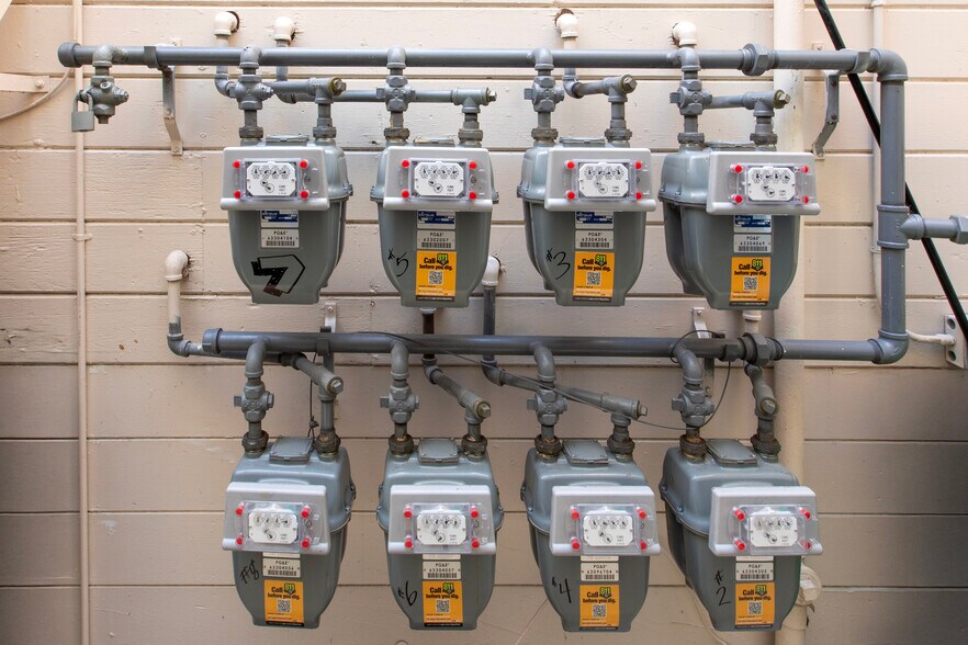 More Photos Of 1040-1042 Howard St, San Francisco Apartments For Sale