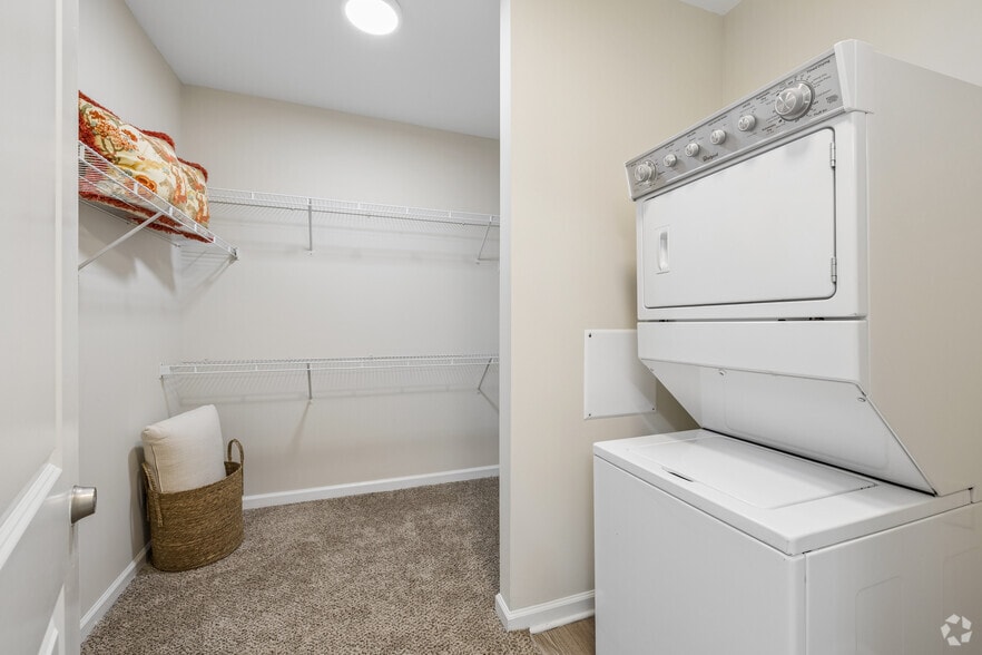 More Photos Of 211 River Landing Dr, Charleston Apartments For Lease