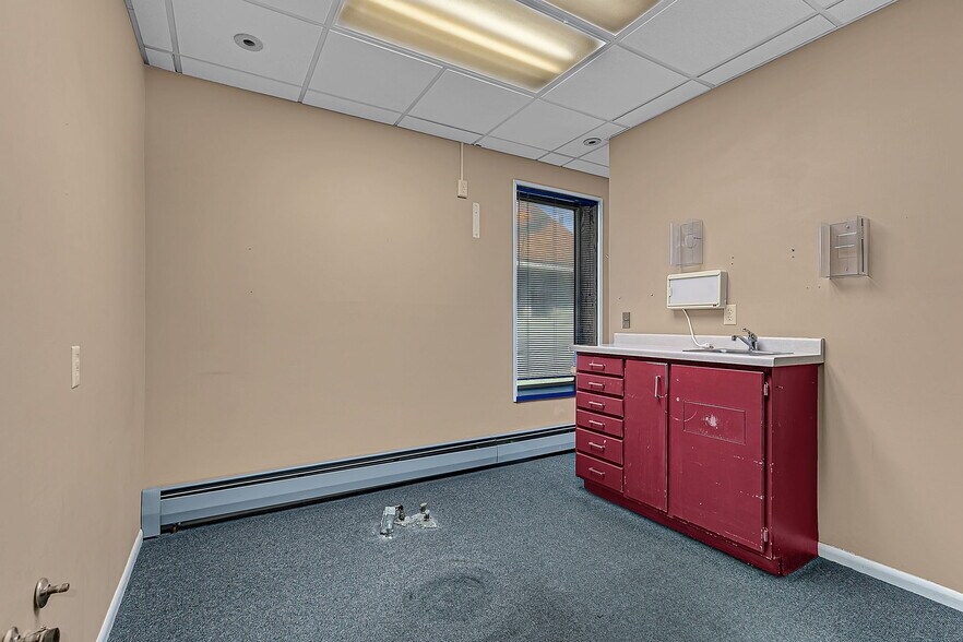 More Photos Of 1011 2nd St N, Saint Cloud Office For Sale