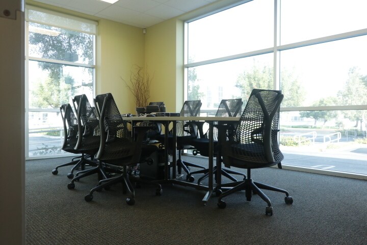 More Photos Of 2816 Columbia St, Torrance Light Distribution For Lease