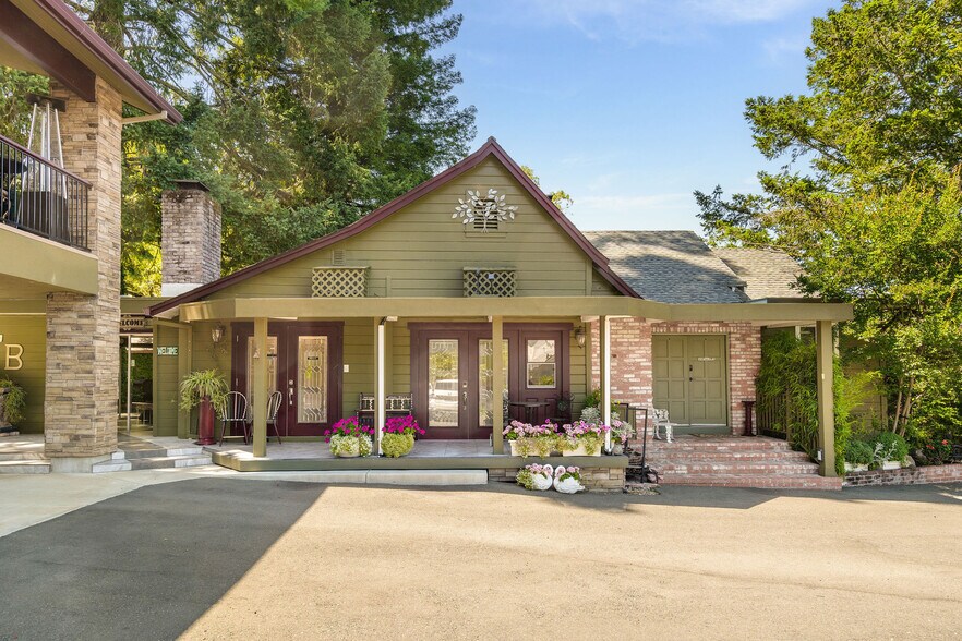 More Photos Of 3037 Foothill Blvd, Calistoga Hospitality For Sale