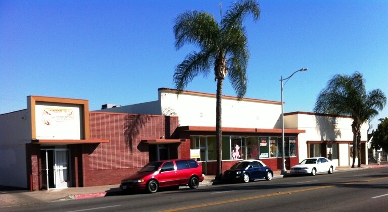 More Photos Of 1237-1247 S Main St, Santa Ana Storefront For Lease