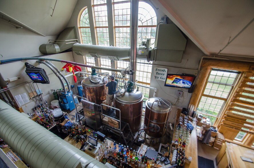 More Photos Of 3 Main St, New Paltz Restaurant For Sale