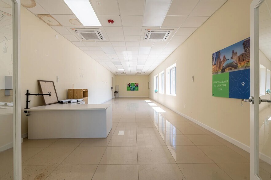 More Photos Of 4733 N Kedzie Ave, Chicago Storefront For Sale