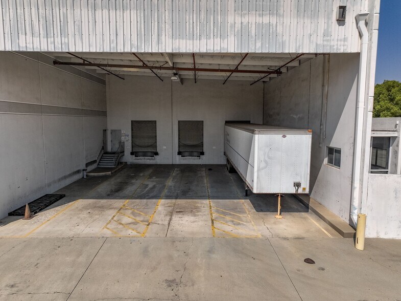 More Photos Of 1930 S Parco Ave, Ontario Industrial For Sale