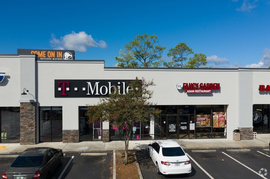 More Photos Of 9400 Arlington Expy, Jacksonville Unknown For Lease